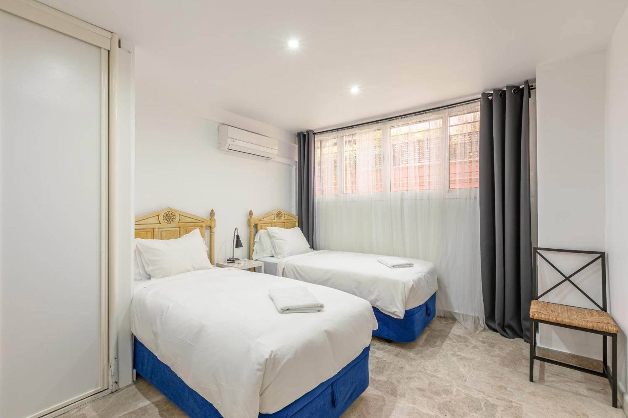 Las Casas De Moratin Siviglia Esterno foto